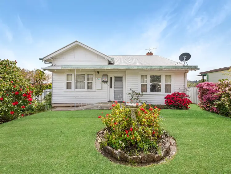 9 Jillico Avenue, Tallangatta VIC 3700