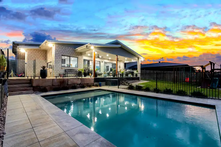 33 Rawlings Road, Deebing Heights QLD 4306
