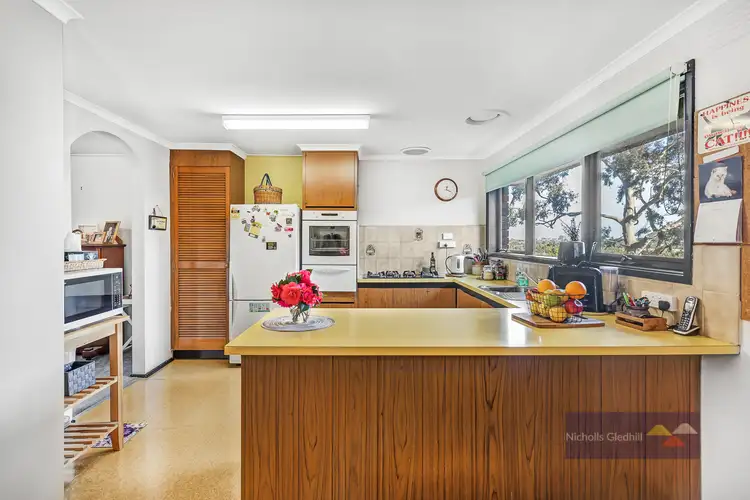 Second view of Homely house listing, 9 Maculosa Court, Endeavour Hills VIC 3802