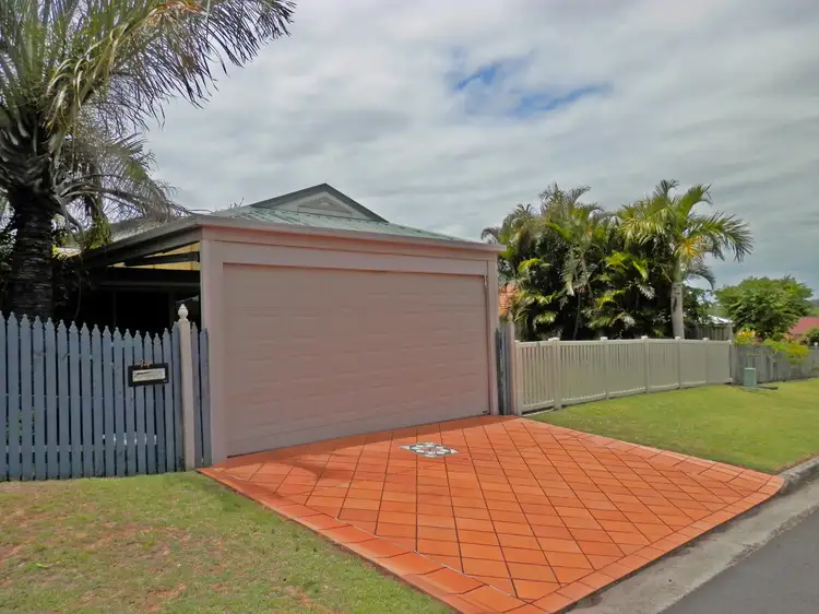 74 Rumsey Drive, Raceview QLD 4305