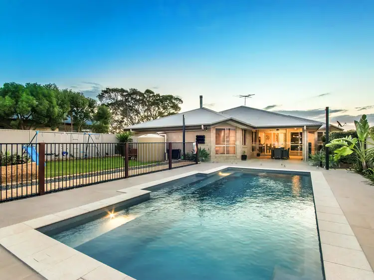 33 North Street, Harrisville QLD 4307