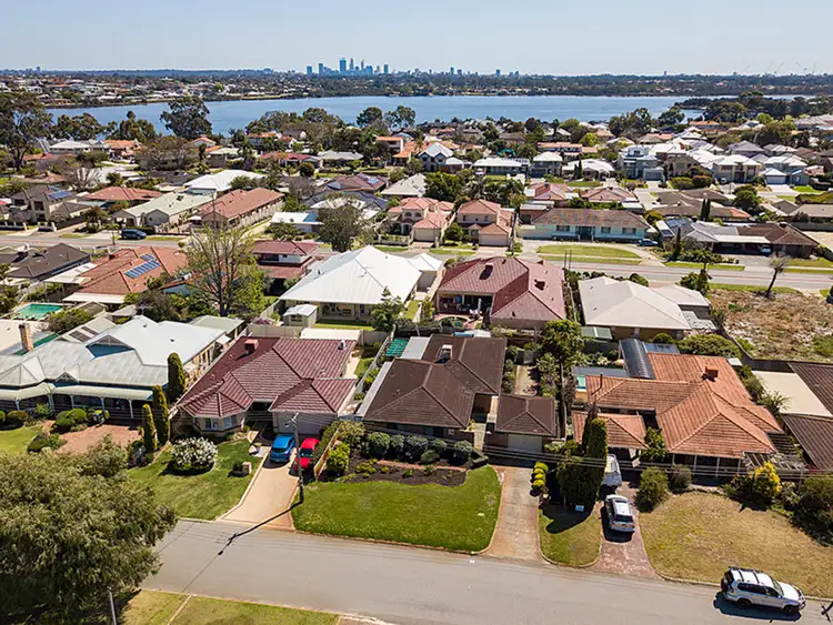 Fourth view of Homely house listing, 40 Bernier Road, Shelley WA 6148