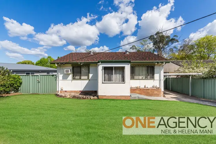 1 Halcyon Street, Wyoming NSW 2250
