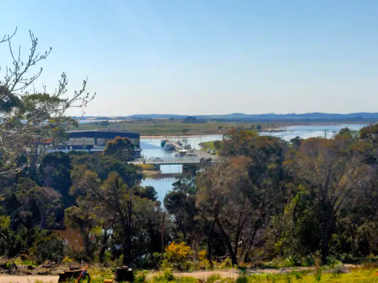 Second view of Homely house listing, 2/4 Bridview Place, Bridport TAS 7262