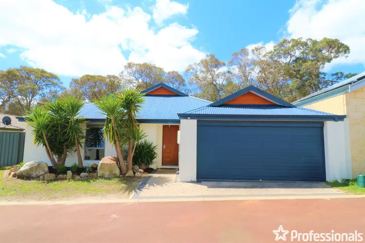 6 Abberton Lane, Cowaramup WA 6284