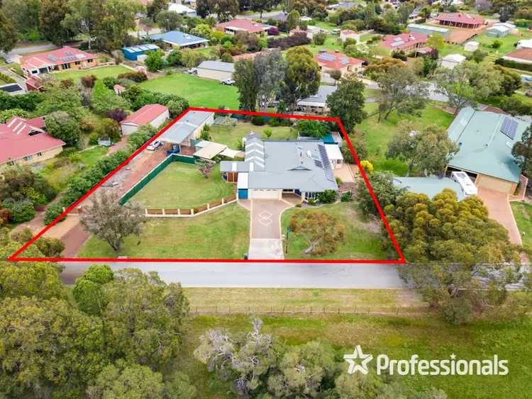Fifth view of Homely house listing, 6 Sharach Retreat, Hilbert WA 6112