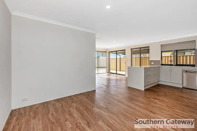 Sixth view of Homely house listing, 7A Hueston Lookout, Leda WA 6170