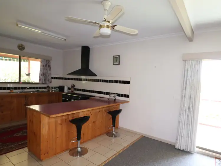 Fifth view of Homely house listing, 9 GUNNS, Jarrahmond VIC 3888