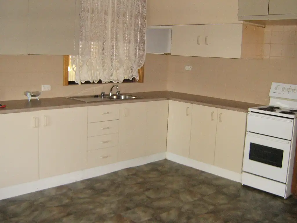 Main view of Homely house listing, 10 Eighth Street, Bordertown SA 5268