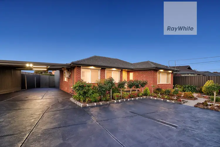 Fifth view of Homely house listing, 8 Snaefell Crescent, Gladstone Park VIC 3043