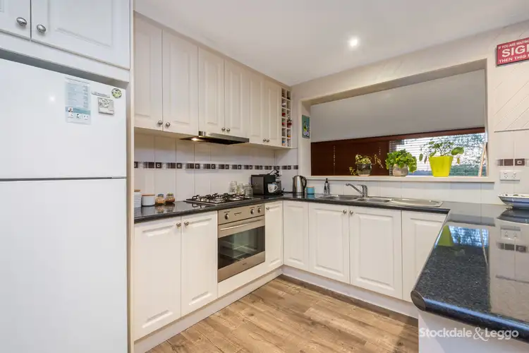 Sixth view of Homely house listing, 2 Ashwood Close, Langwarrin VIC 3910
