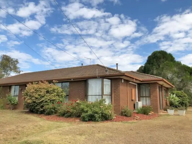 43 Blamey Drive, Melton South VIC 3338