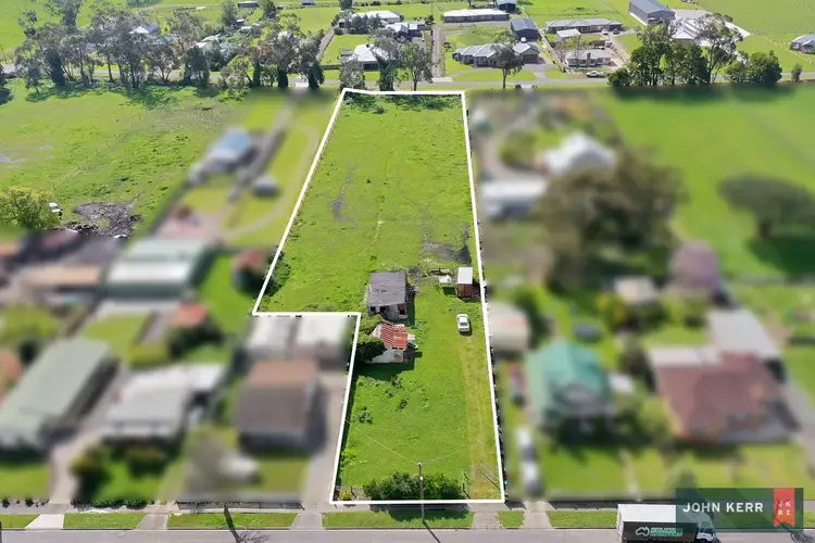 18 Waterloo Road, Trafalgar VIC 3824