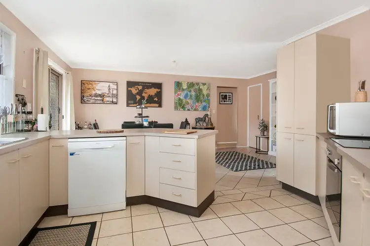 Fifth view of Homely house listing, 104 Mackellar Drive, Boronia Heights QLD 4124