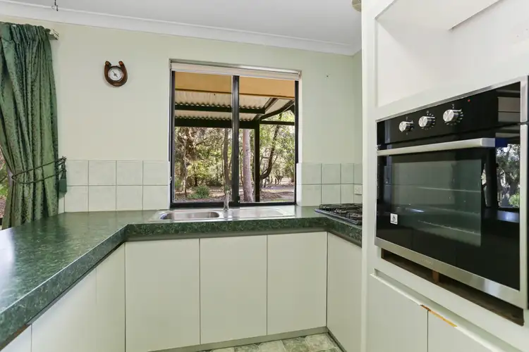 Fifth view of Homely house listing, 8 Reef Place, Leschenault WA 6233