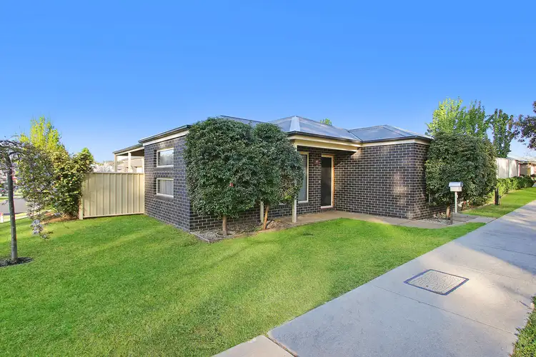 Second view of Homely house listing, 15 Whiteley Circuit, Baranduda VIC 3691