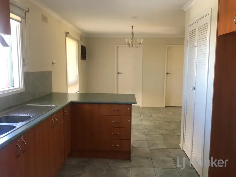 Fifth view of Homely house listing, 93 Huntingfield Drive, Hoppers Crossing VIC 3029