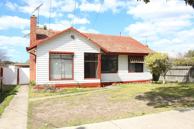 14 Stradbroke Street, Norlane VIC 3214