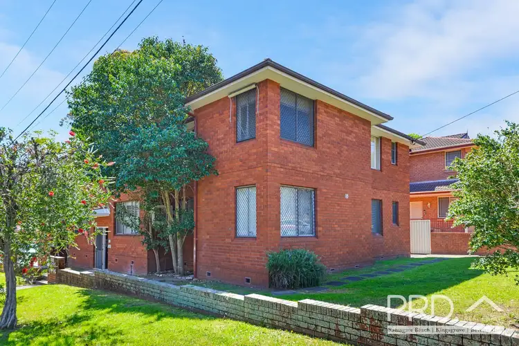 2/33 Graham Road, Narwee NSW 2209