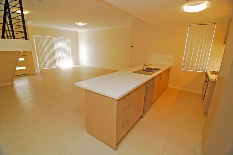 Fourth view of Homely townhouse listing, 18/9 Barfield Road, Hammond Park WA 6164