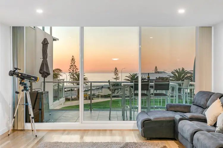 210/50 Esplanade, Christies Beach SA 5165