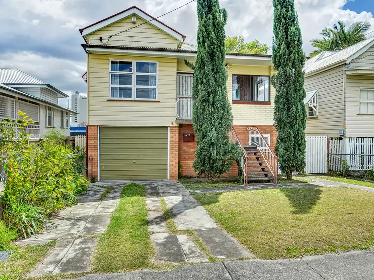 18 Broadway Street, Woolloongabba QLD 4102
