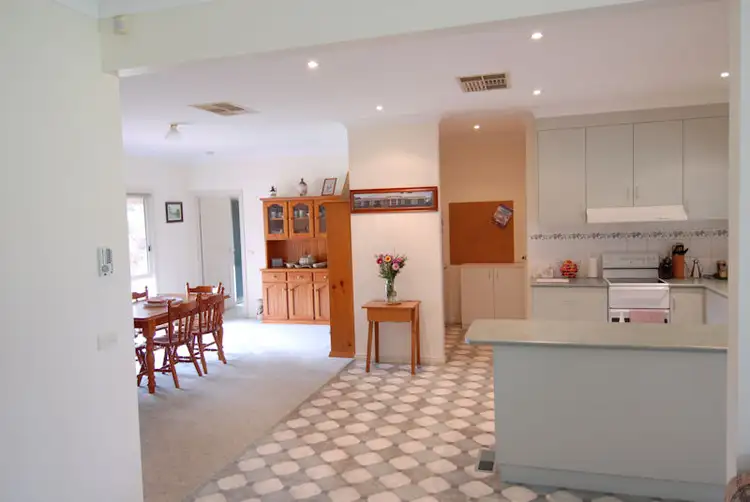 Sixth view of Homely house listing, 3 BILLABONG PLACE, Deniliquin NSW 2710