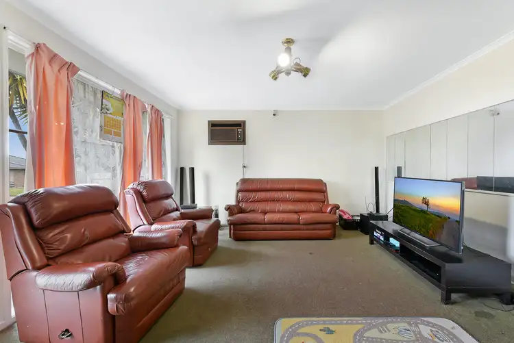 Second view of Homely unit listing, 6 Chester Drive, Hampton Park VIC 3976