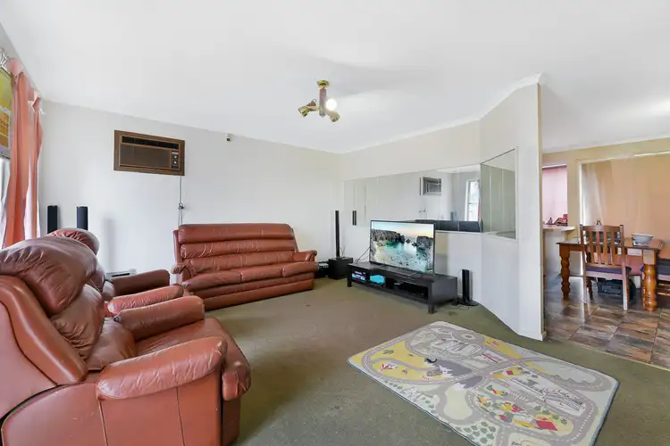 Third view of Homely unit listing, 6 Chester Drive, Hampton Park VIC 3976