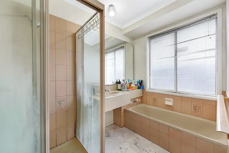 Fifth view of Homely unit listing, 6 Chester Drive, Hampton Park VIC 3976
