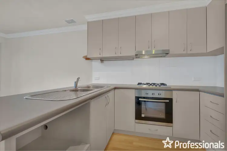 4/16 Coojong Link, Success WA 6164