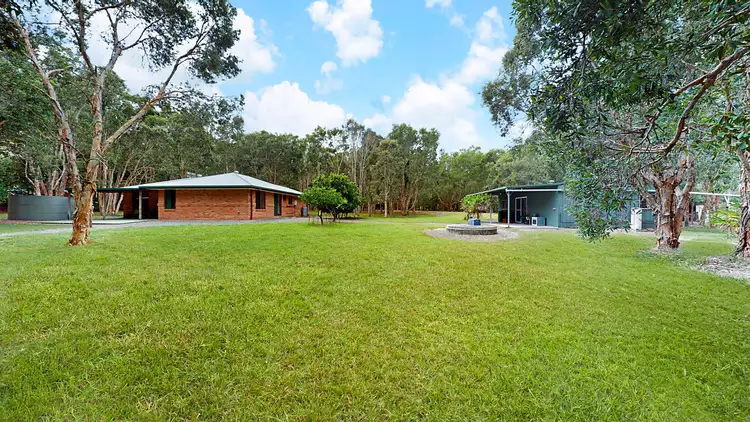 105 Green Gate Road, Cooroibah QLD 4565
