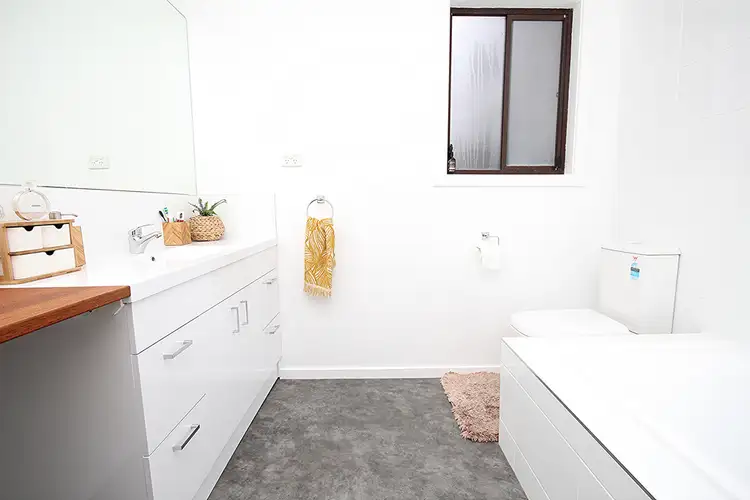 Fifth view of Homely house listing, 9 Tena Avenue, Horsham VIC 3400