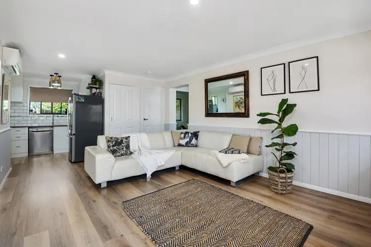 Fifth view of Homely unit listing, Unit 2/7 Damian Crescent, Kearneys Spring QLD 4350