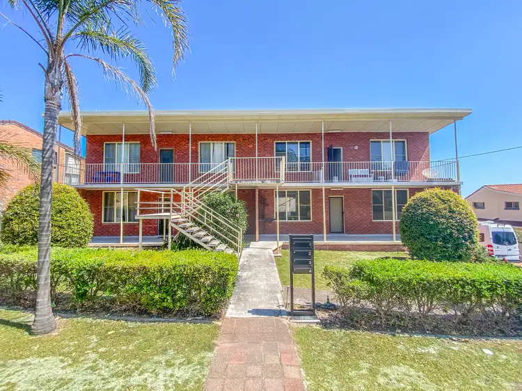 2/2 Victor Parade, Shoal Bay NSW 2315