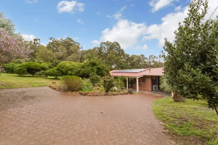 260 Tsavo Street, Mundaring WA 6073