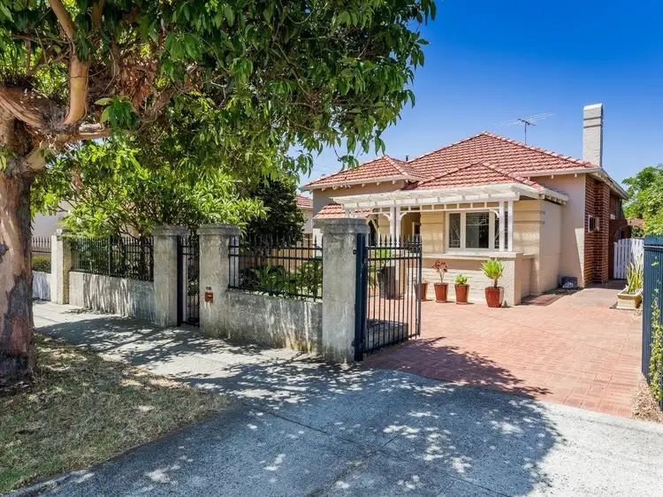 162 Flinders Street, Mount Hawthorn WA 6016