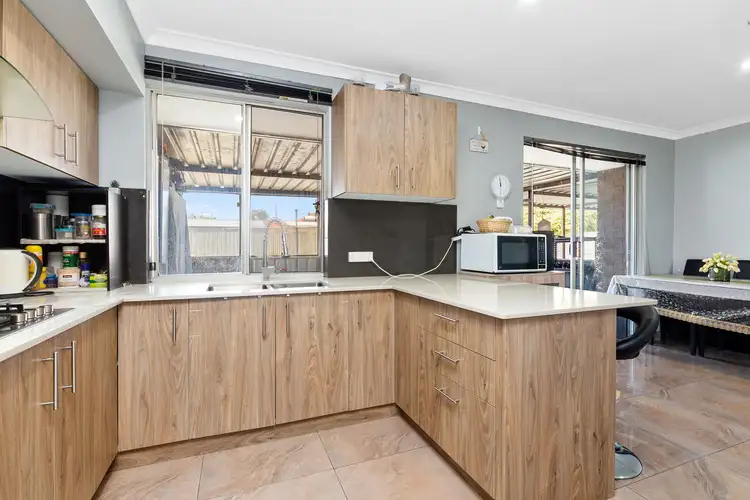 6 Dene Court, Gosnells WA 6110
