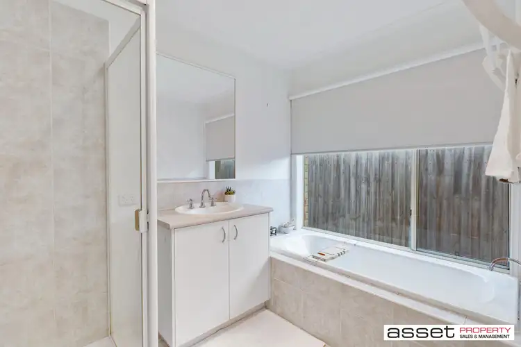 Fifth view of Homely house listing, 7 Stephanie Court, Patterson Lakes VIC 3197