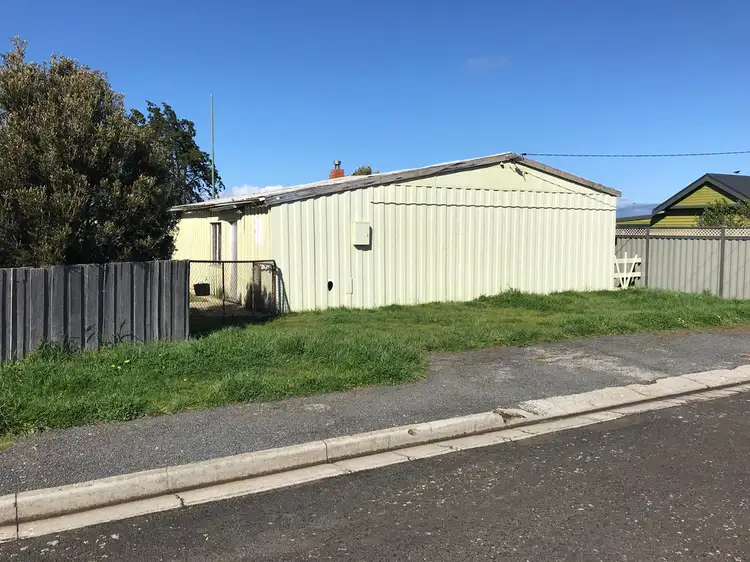 7 Church Street, Cressy TAS 7302