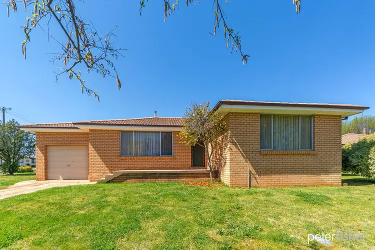 7 Dougherty Place, Orange NSW 2800