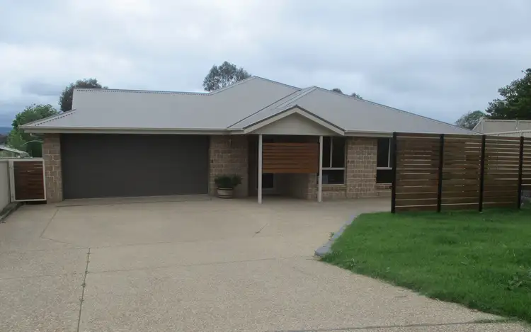 33 Jeffery Circuit