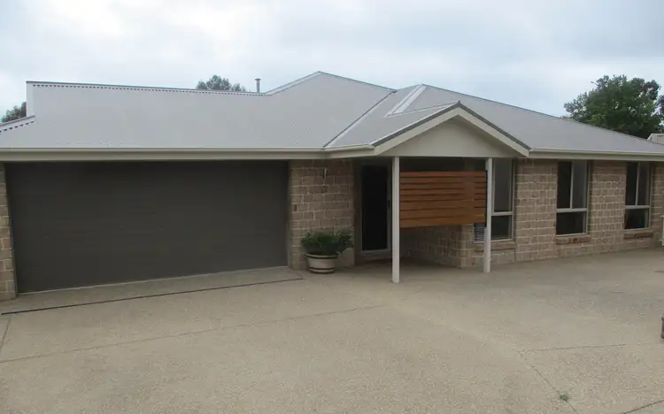 Second view of Homely house listing, 33 Jeffery Circuit, Tumut NSW 2720