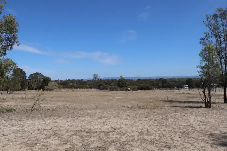 18 Redwood Drive, Brightview QLD 4311