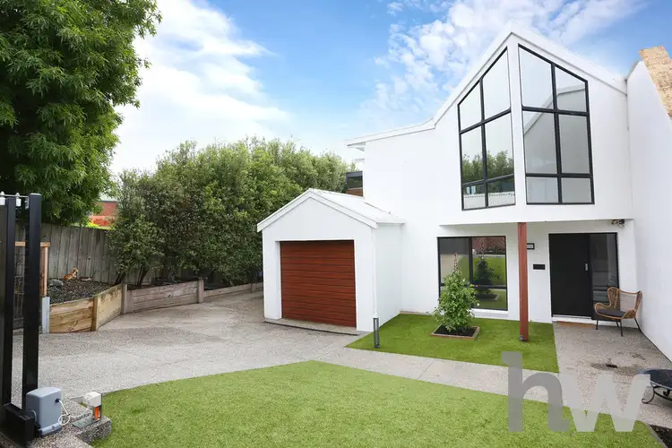 2/44 Scenic Road, Highton VIC 3216