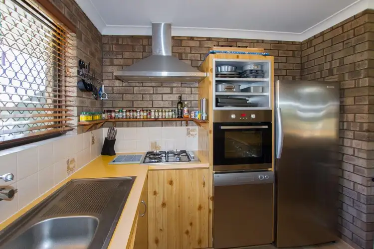 Sixth view of Homely house listing, 5 Jabiru Way, Waggrakine WA 6530