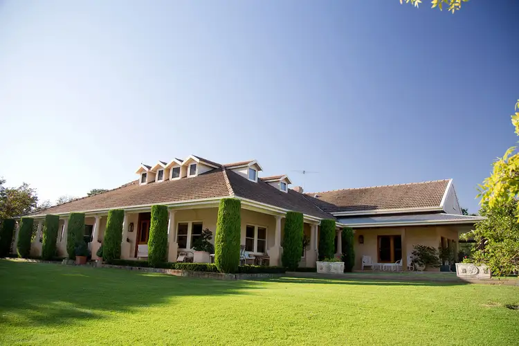 - 'FERNDALE', Cootamundra NSW 2590