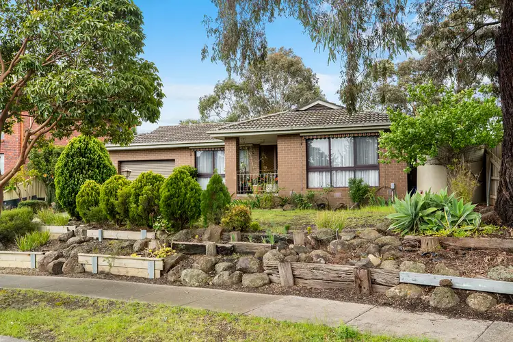 25 Chartwell Drive, Wantirna VIC 3152