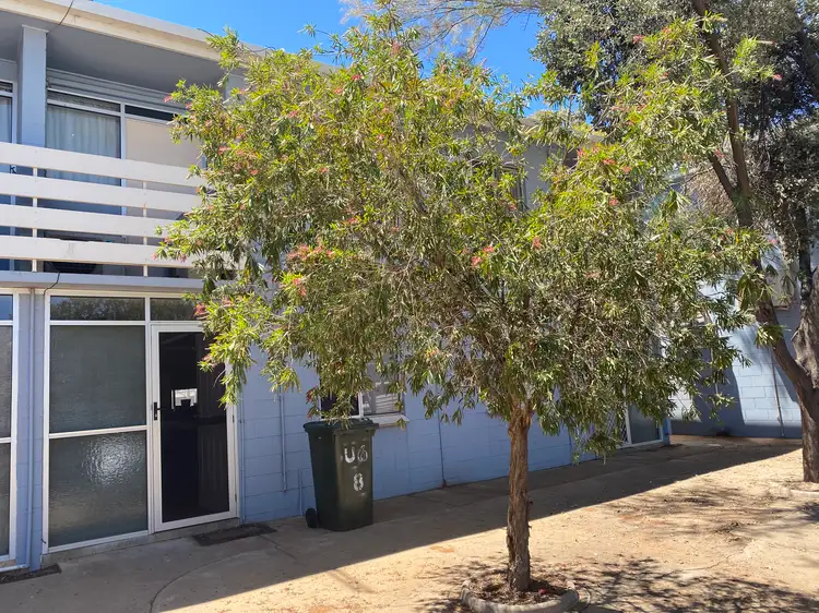 6/8 Lovegrove Drive, Araluen NT 870