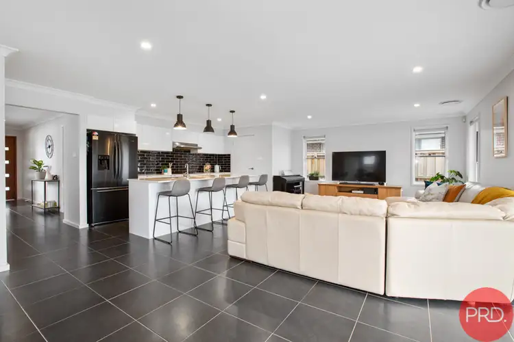 Sixth view of Homely house listing, 10 Pinfly Street, Chisholm NSW 2322